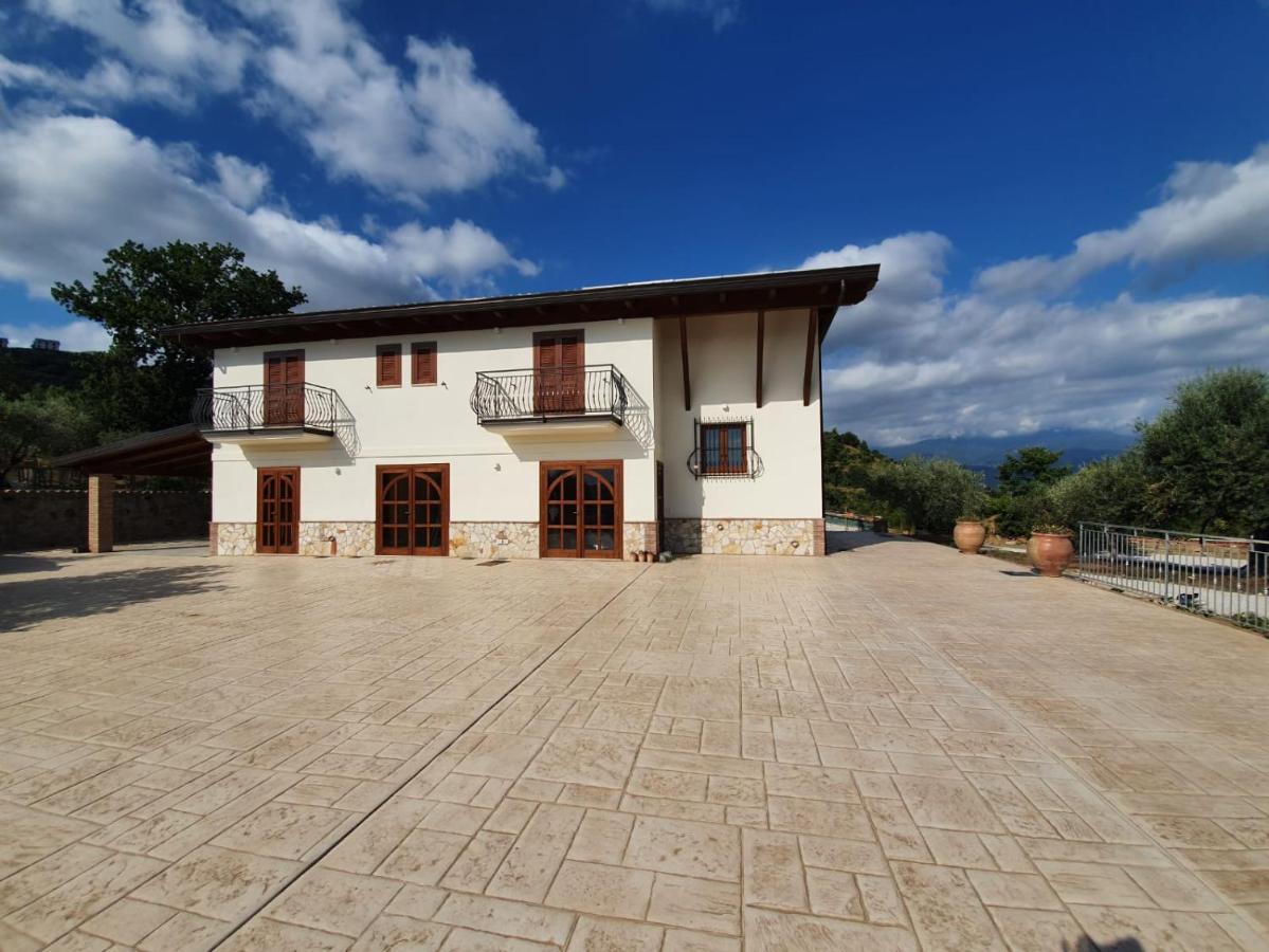 Colle Del Mirto Castelnuovo Cilento Exterior foto